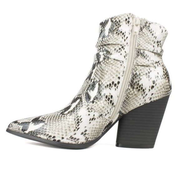 Women's Ankle Booties, Seven Dials Halsey Boots, SnakeSkin Silver, size 5.5M - Picture 2 of 5